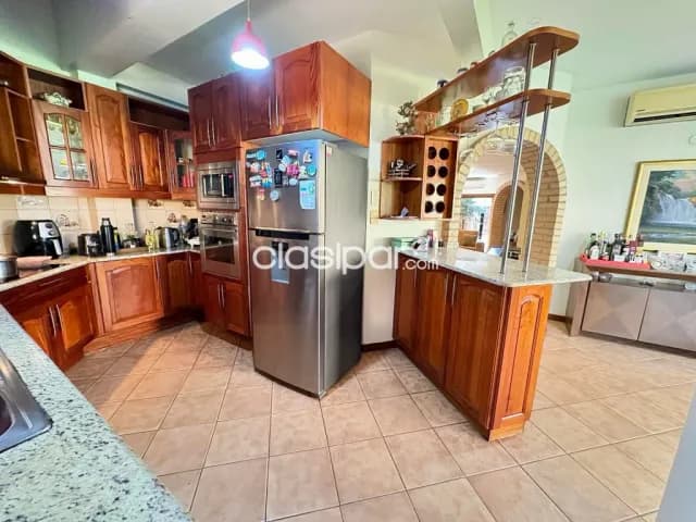 Residencia en Luque barrio villa adela cód. 3748 — foto 5