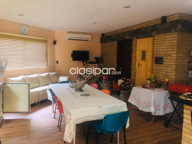 casa con piscina en el barrio Carmelitas, Cambyreta: 3 habitaciones y 4 baños — foto 5