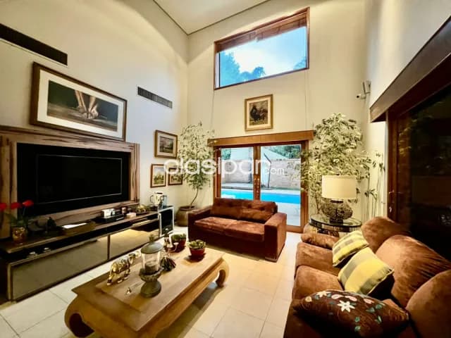 Z/ shopping del sol: Elegante residencia amoblada, 4 suites, escritorio, alto nivel — foto 3