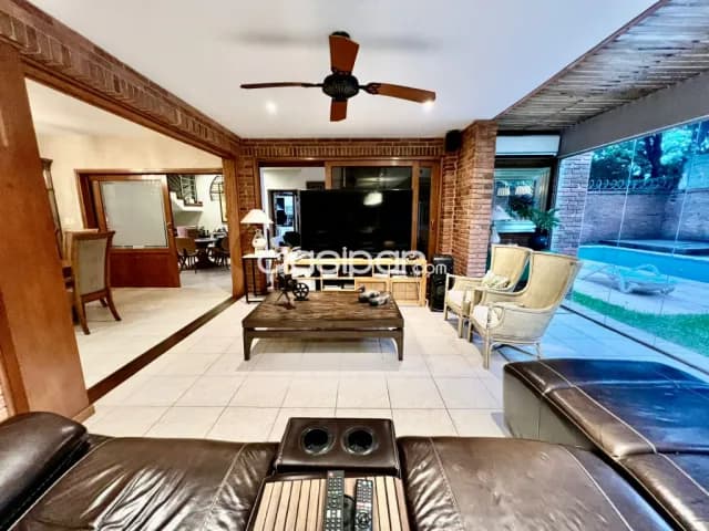 Z/ shopping del sol: Elegante residencia amoblada, 4 suites, escritorio, alto nivel — foto 4