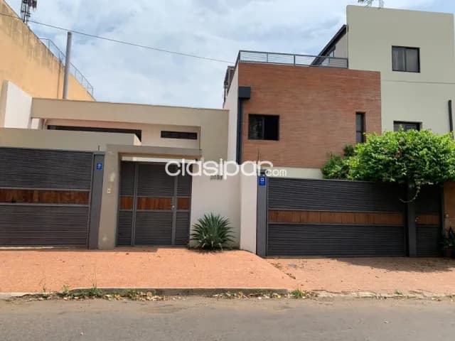 Bo Herrera, sheraton: Elegante residencia amoblada, 4 dormit, gimnasio, jardín, piscina, foto 2