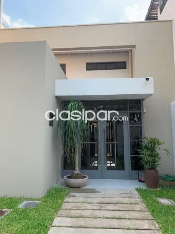 Bo Herrera, sheraton: Elegante residencia amoblada, 4 dormit, gimnasio, jardín, piscina, foto 3