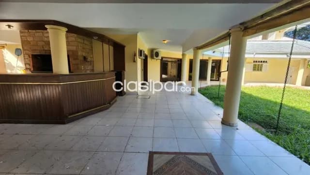 Amplia residencia en venta en Barrio San Vicente — foto 5