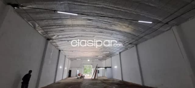 Fdo. De la mora, prox. Avda. Mcal. Lopez: 800 m2, deposito p/ usos diversos, 8.500.000 gs — foto 2