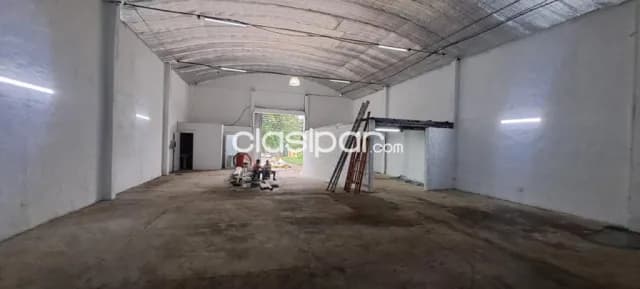 Fdo. De la mora, prox. Avda. Mcal. Lopez: 800 m2, deposito p/ usos diversos, 8.500.000 gs — foto 3
