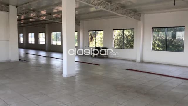 NEW -Salón Comercial en Alquiler en Asunción - Los Laureles, foto 2