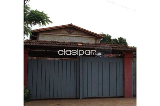 Amplia casa en Fernando de la Mora zona sur