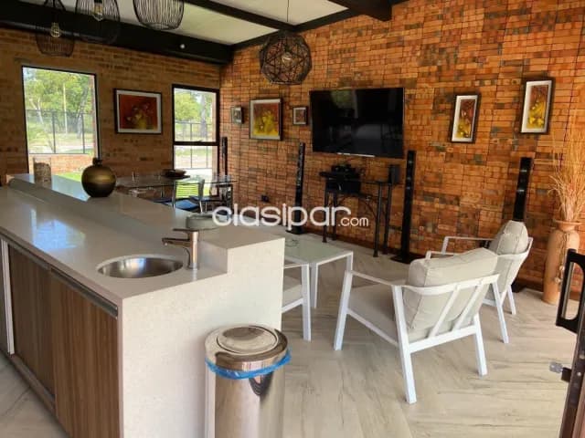 o Alquilo Hermosa Residencia en Surubi’i - Mariano Roque Alonso - COD V0289 — foto 4