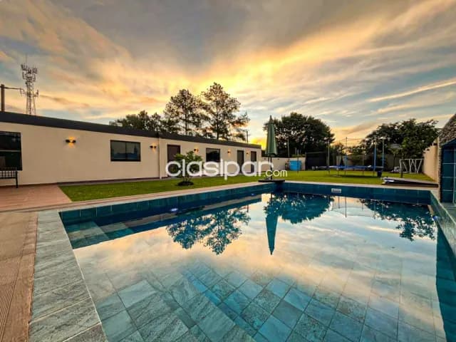 Hermosa y amplia casa en San Bernardino - puerta del lago, foto 2