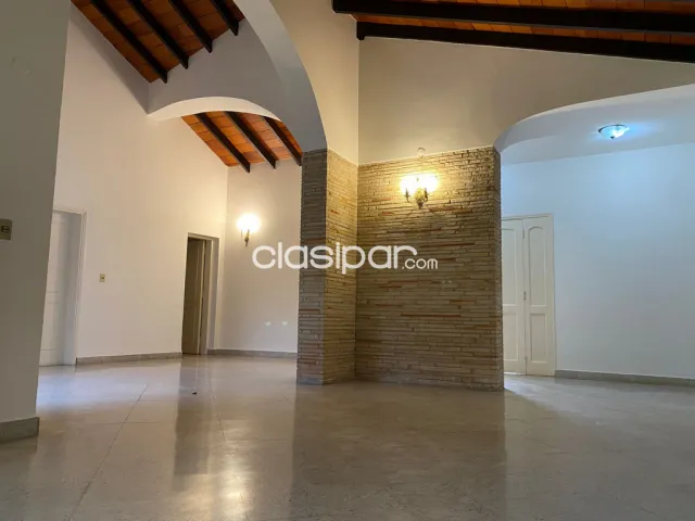 Bo seminario, privilegiada ubicación: Importante residencia, grandes ambientes, 4 dormit — foto 5