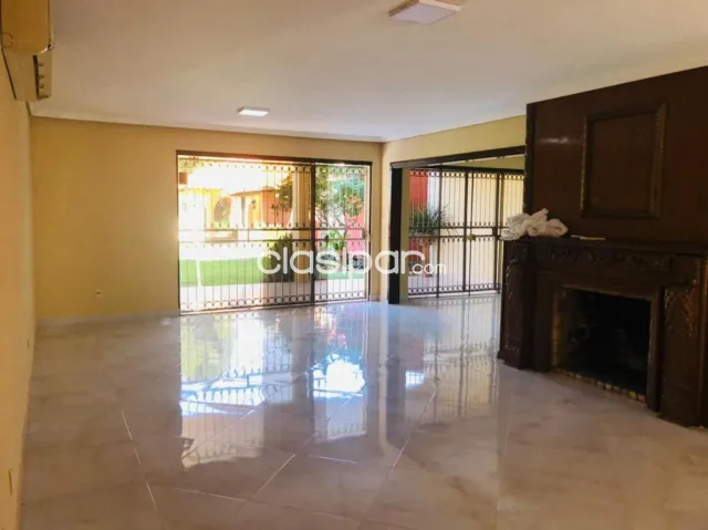Z/club centenario: Importante residencia, 5 dormitorios, gran jardín, piscina, foto 4