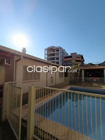 casa toda en planta baja barrio Mcal. López - zona Itau Brasilia