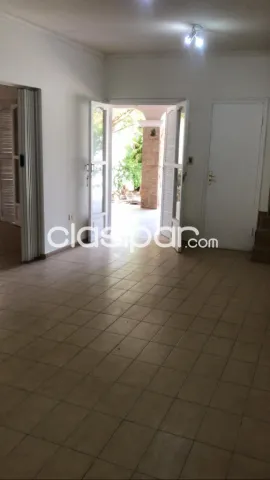 Hermosa casa de tres dorm en pleno barrio mburucuya (310.000 usd), foto 3