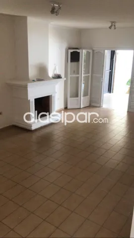 Hermosa casa de tres dorm en pleno barrio mburucuya (310.000 usd), foto 4