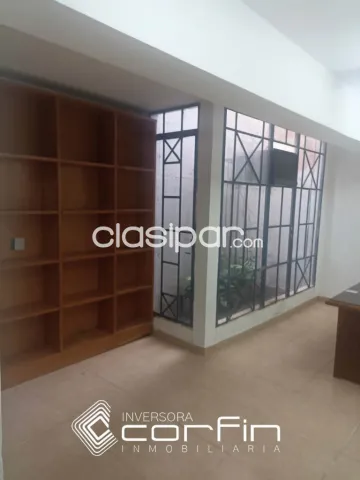 Depto semicéntrico de 3 dmts de buena jerarquía, edificio de 2 plantas estilo chateau, foto 4