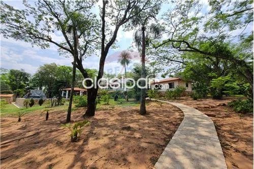 En venta hermosa residencia de estilo Colonial — foto 4