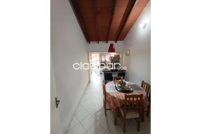 Amplia casa en bo.mburucuya de una planta a 100 mtrs de avda.primer pdte-z.residenci — foto 2