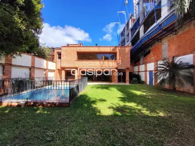 Propiedad con renta activa s/ avda molas lopez — foto 4