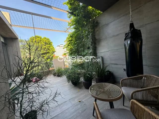 Casa de 4 Dormitorios, Zona Shopping Mariscal - CLHO6226920 — foto 5