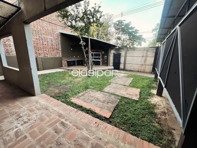En Venta Casa a refaccionar o remodelar en Barrio Mburucuy — foto 4