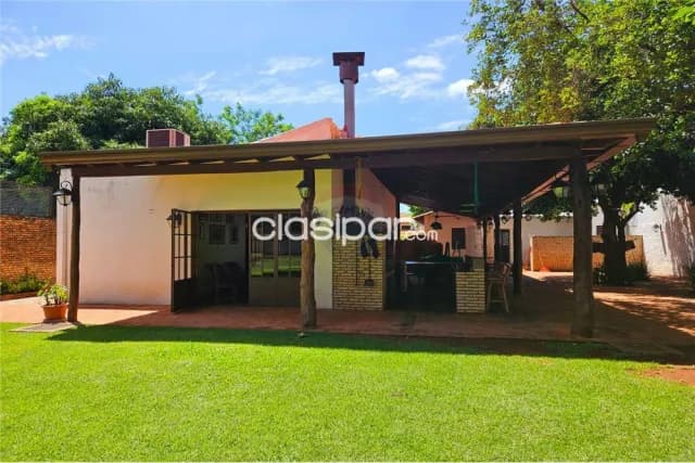Casa con terreno de 1233m2 en lambare sobre asfalto, foto 4
