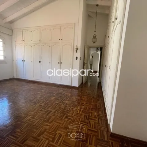 Prox. Boggiani, mcal. Estigarribia: Amplia residencia p/ casa u oficina, 3 dormitorios — foto 4