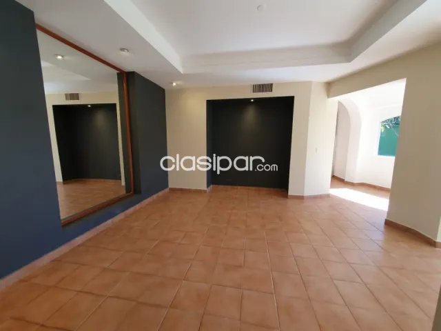 En Venta Hermosa Residencia en Barrio Mburucuya-CLHO4901702 — foto 4