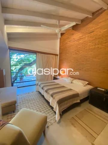 Hermosa Casa de 360 m2 en el Barrio Mburucuya - CLHO6247590 — foto 3