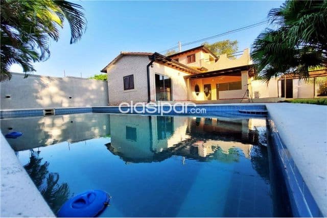 casa en Mariano Roque Alonso