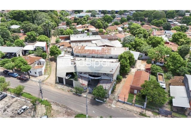 Depósito - Venta - Paraguay Central Lambaré Galpones en Lambaré z/ Defensores del Chaco!
