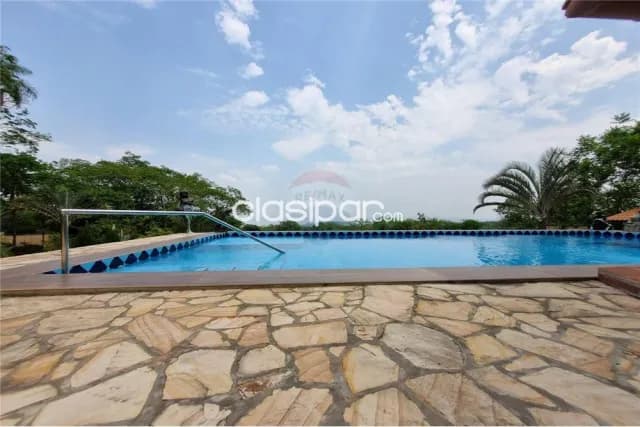 En venta hermosa residencia de lujo de estilo Colonial. Vista inmejorable al lago Ypacara — foto 3