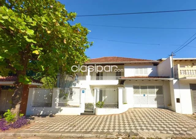 En venta amplia e imponente residencia en barrio san vicente — foto 2