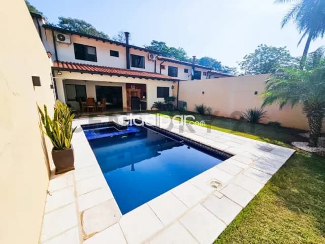 En venta - casa pareada en lambare — foto 2