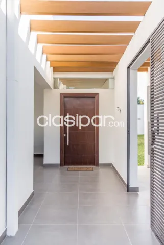 Mburucuyá, prox. Parque guasú, de estreno: Elegante residencia minimalista, 3 dormit, jard, foto 3