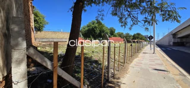 Amplio terreno en el inicio del puente héroes del chaco en venta, foto 3