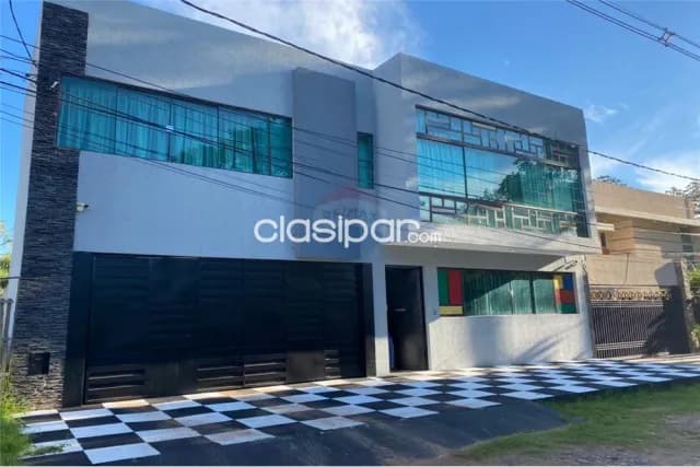 En venta residencia de 400 m2, con finas terminaciones y amplios espacios. LAMBARE — foto 2