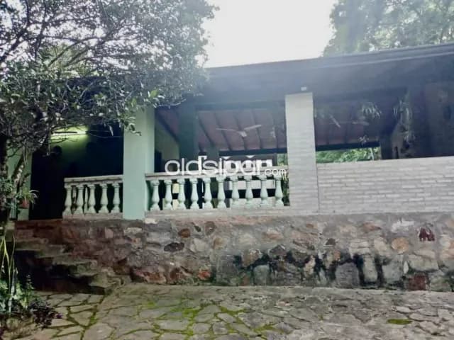 Casaquinta en piribebuy con arroyo-cordillera, foto 2