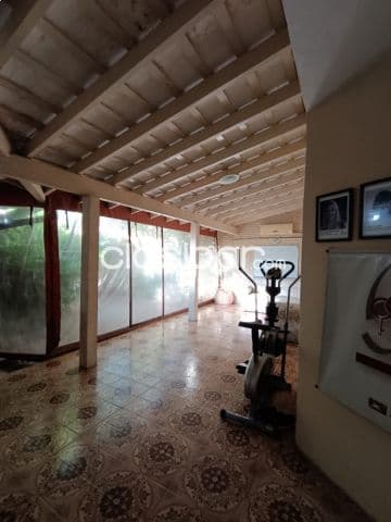 Casa en venta zona Leon Condou