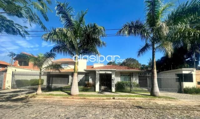 En venta lujosa residencia en barrio Herrera — foto 4