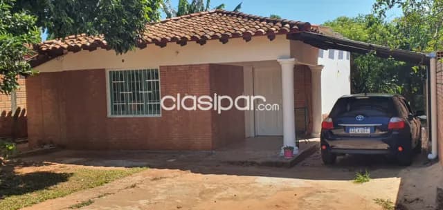En venta amplia casa en capiata — foto 2