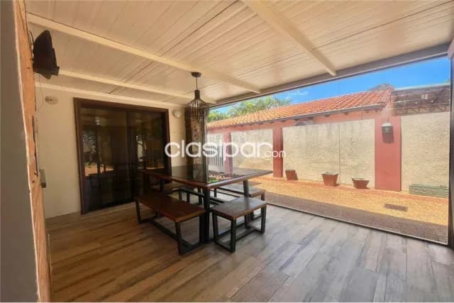 En venta residencia con inmejorable ubicación, villa adela - Luque — foto 5