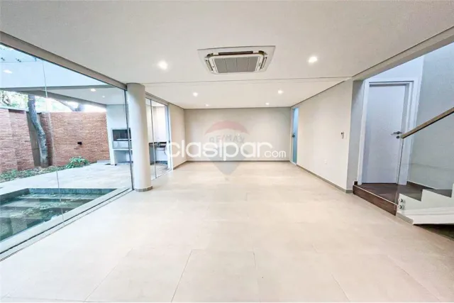 En venta amplio duplex con piscina - villa adela, foto 4
