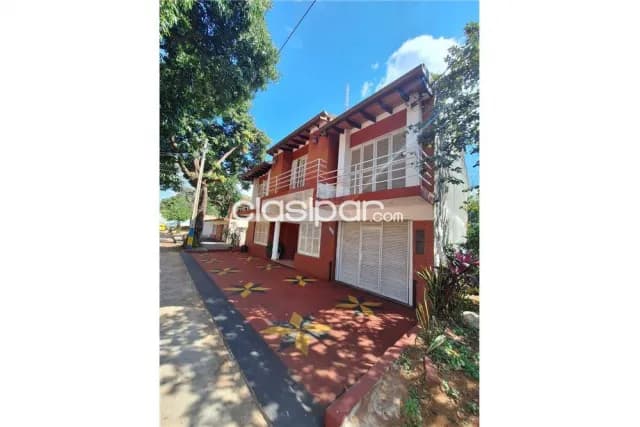 Amplia Casa En Bella Vista Luque Baja De Precio — foto 2