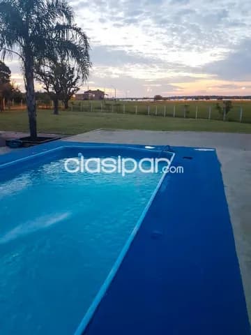 En VENTA hermosa residencia en Carmen del Paraná, foto 3