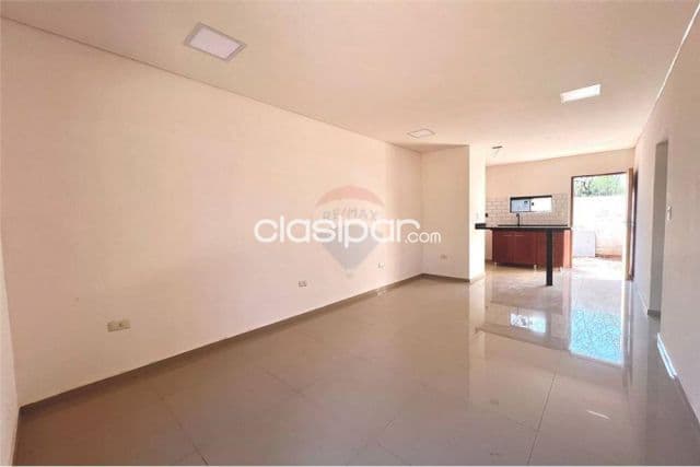 Hermoso chalet a estrenar en Luque ykua karanday
