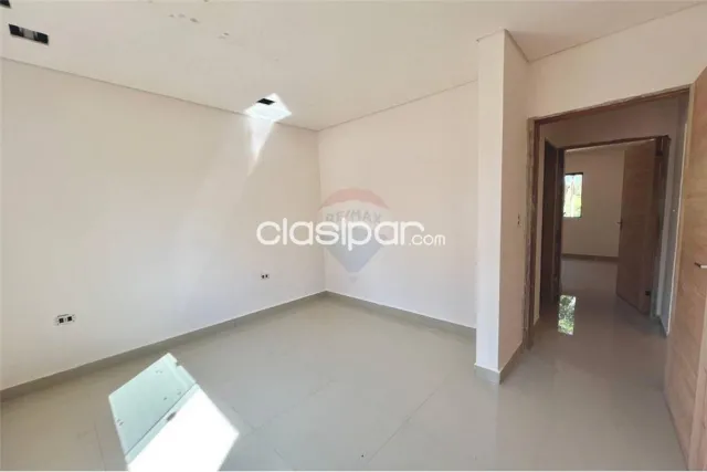 Hermoso chalet a estrenar en Luque ykua karanday — foto 4