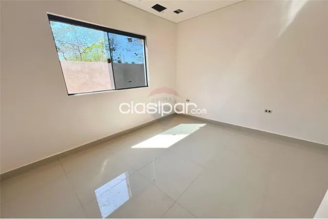 Hermoso chalet a estrenar en Luque ykua karanday — foto 5