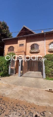 duplex de 4 dormitorios en el barrio Recoleta Asunción