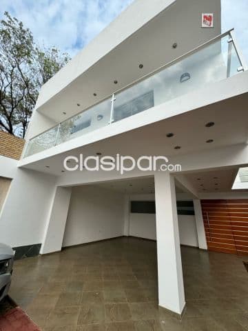 ¡¡en alquiler hermosa residencia con piscina en barrio Jara (600 m2)!!