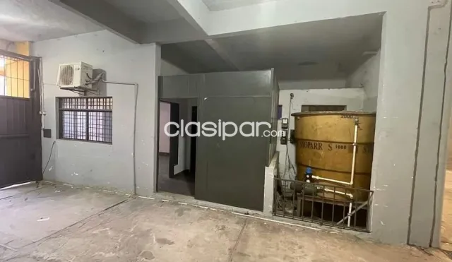 Prox. Rca. Argentina, justicia electoral: 450m2, + oficina p/ desposito y mercaderías — foto 5